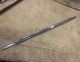 Молдинг стекла двери передней левой для Lexus GS 3 2004-2007  запчасти бу