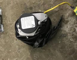 Ремень безопасности с пиропатроном для Volkswagen Touareg 7L 2007-2010  запчасти бу