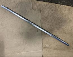 Молдинг стекла двери передней левой для Mercedes-Benz W253 X253 GLC 2015-2019  запчасти бу