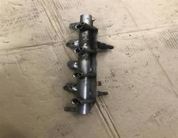 Рампа топливная для Volkswagen Passat (B6) 2005-2010  запчасти бу