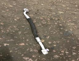 Трубка кондиционера для Audi Q7 (4L)  2005 - 2009  запчасти бу