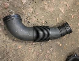 Патрубок для Audi Q7 (4L)  2005 - 2009  запчасти бу