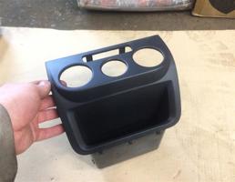 Накладка передней панели для Volkswagen Golf V Plus 2005-2014  запчасти бу