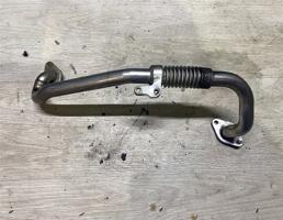 Трубка соеденительная для Skoda Superb 2008-2015  запчасти бу