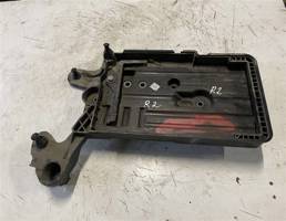 Площадка АКБ для Skoda Octavia (A7) 2013-2017  запчасти бу