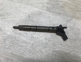 Форсунка дизельная для Audi Q7 (4L)  2005 - 2009  запчасти бу