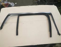 уплотнитель стекла двери задний правый для Mercedes-Benz W253 X253 GLC coupe 2015-  запчасти бу