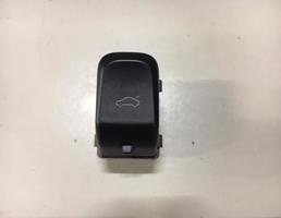 Кнопка открывания багажника для Audi A4 (B8) 2007-2012  запчасти бу