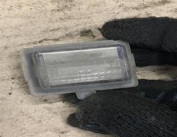 Фонарь подсветки номера для Mercedes-Benz W221 S-Klasse S221 2005-2009  запчасти бу