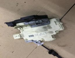 Замок двери задней правой для Volkswagen Passat (B6) 2005-2010  запчасти бу