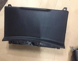 Пепельница передняя для Mercedes-Benz W221 S-Klasse S221 2005-2009  запчасти бу