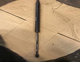 Амортизатор крышки багажника для Volkswagen Sharan 2000-2006  запчасти бу