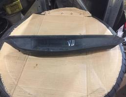 пыльник переднего крыла для Mercedes-Benz W204 C-classe 2006-2011  запчасти бу