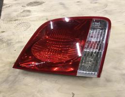 Фонарь задний внутренний правый для Volkswagen Touareg 7L 2002-2006  запчасти бу