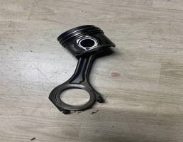 Поршень с шатуном для Audi Q7 (4L)  2005 - 2009  запчасти бу