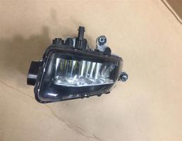 Фара противотуманная правая для Volkswagen Phaeton 2010-2016 рестайлинг  запчасти бу