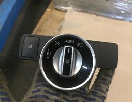 Переключатель света фар для Mercedes-Benz W204 C-classe 2011-2015 рестайлинг  запчасти бу