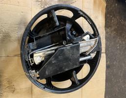 Пенал для инструмента для Mercedes-Benz W204 C-classe 2011-2015 рестайлинг  запчасти бу