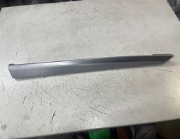 Накладка двери для BMW 5-серия F10/F11 2009>  запчасти бу