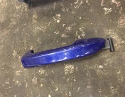 Ручка двери наружная правая для Volkswagen Passat (B6) 2005-2010  запчасти бу