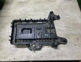 Площадка АКБ для Volkswagen Passat CC 2012-2017 рестайлинг  запчасти бу