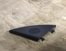 Накладка двери для Mercedes-Benz W205 C-classe 2014-2018  запчасти бу