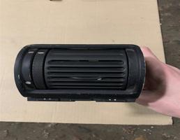 Дефлектор приточного воздуха для Ford Galaxy 2000-2006  запчасти бу