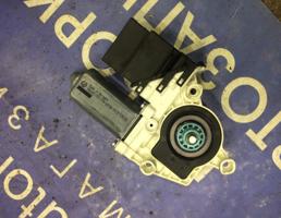 Мотор стеклоподъемника для Audi A4 (B8) 2007-2012  запчасти бу