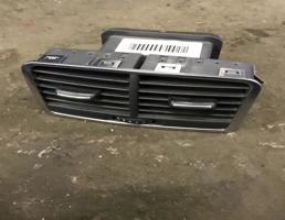 Дефлектор приточного воздуха для Audi A6 (C6 4F) 2005-2008  запчасти бу