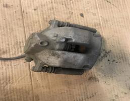 Суппорт передний левый для Mercedes-Benz W204 C-classe 2011-2015 рестайлинг  запчасти бу