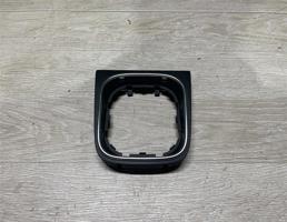 Накладка декоративная для Volkswagen Golf VI 2009-2012  запчасти бу