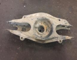 Рычаг задний нижний для Mercedes-Benz W204 C-classe 2011-2015 рестайлинг  запчасти бу