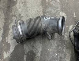 Гофра воздуховода для Audi A6 (C6 4F) Allroad quattro 2005-2012  запчасти бу