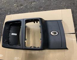 Накладка центральной консоли для Audi A6 (C7 4G)2011-2014  запчасти бу