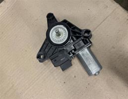 Мотор стеклоподъемника для Mercedes-Benz W205 C-classe 2014-2018  запчасти бу