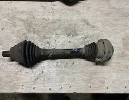 Приводной вал (привод) для Volkswagen Golf VI 2009-2012  запчасти бу