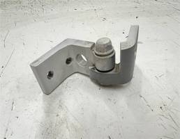 Петля двери задней правой верхняя для Skoda Octavia (A5 1Z-) 2008-2013 рестайлинг  запчасти бу