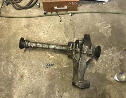 Редуктор переднего моста для Audi Q7 (4L)  2005 - 2009  запчасти бу