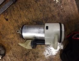 Топливный насос для Volkswagen Golf III/Vento 1991-1997  запчасти бу