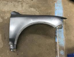 Крыло переднее правое для Volkswagen Touareg 7L 2002-2006  запчасти бу