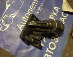 Кронштейн масляного фильтра для Volkswagen Transporter T5 2003-2009  запчасти бу