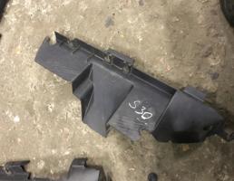 Воздуховод радиатора левый для Volkswagen Touareg 7L 2007-2010  запчасти бу