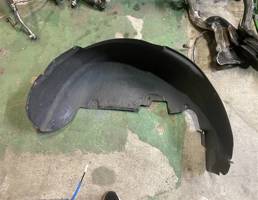 Локер задний правый(подкрылок) для Volkswagen Touareg 7L 2007-2010  запчасти бу