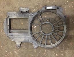 Диффузор вентилятора для Audi A4 (B7) 2005-2007  запчасти бу