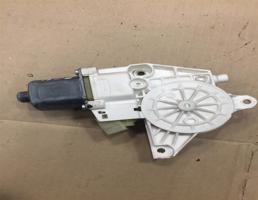 Мотор стеклоподъемника для Mercedes-Benz W204 C-classe 2006-2011  запчасти бу