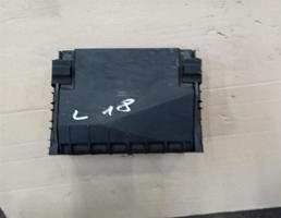 Крышка блока предохранителей для Volkswagen Golf V 2003-2009  запчасти бу