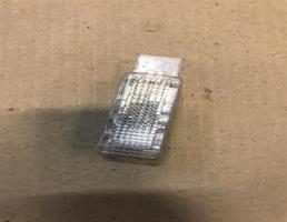 Плафон салонный для Volkswagen Touareg 7L 2002-2006  запчасти бу