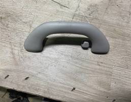 Ручка потолочная для Volkswagen Passat CC 2008-2012  запчасти бу