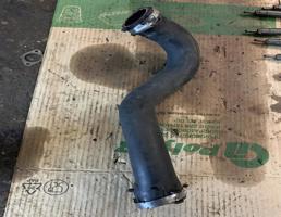 Патрубок интеркулера для Volkswagen Touareg 7L 2007-2010  запчасти бу