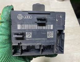 Блок управления двери для Audi A4 (B8) 2007-2012  запчасти бу